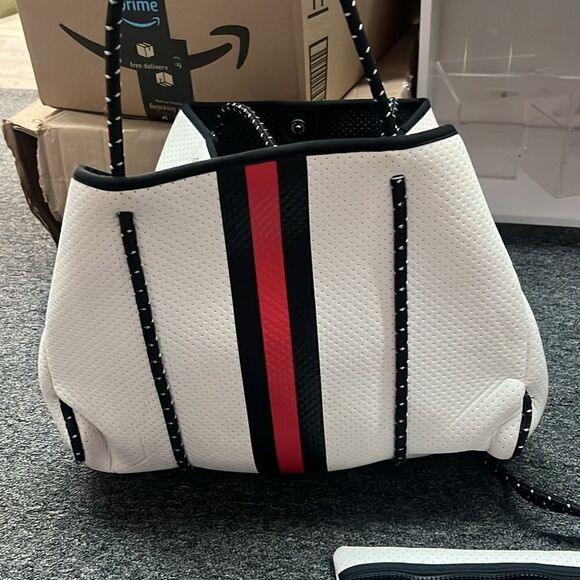 Coated Neoprene Tote Bag - White Red & Black Striped Bag w Matching Pouch - Picture 2 of 2